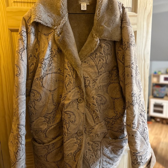Coldwater Creek Jackets & Blazers - Coldwater Creek Tan Patterned Teddy Jacket
